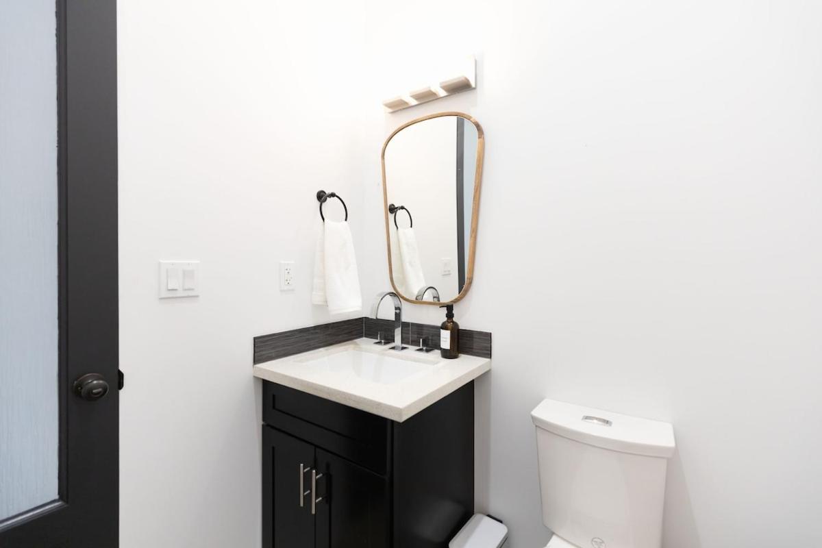 Modern Industrial-near Old Town * Scottsdale