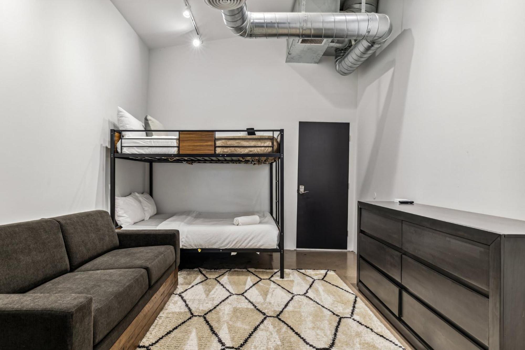 Holiday home Modern Industrial-near Old Town Scottsdale